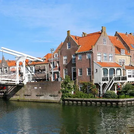 Vakantie Chalet Markermeer ***** Chalet