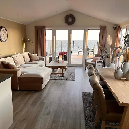 Chalet Vakantie Chalet Markermeer ***** Bovenkarspel