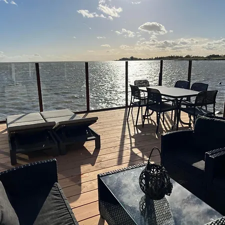 Chalet Vakantie Chalet Markermeer ***** Bovenkarspel