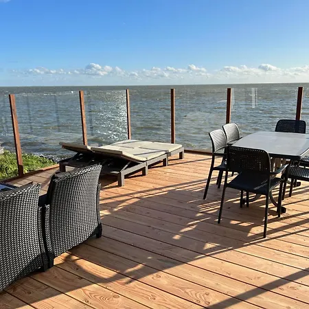Vakantie Chalet Markermeer ***** * Bovenkarspel